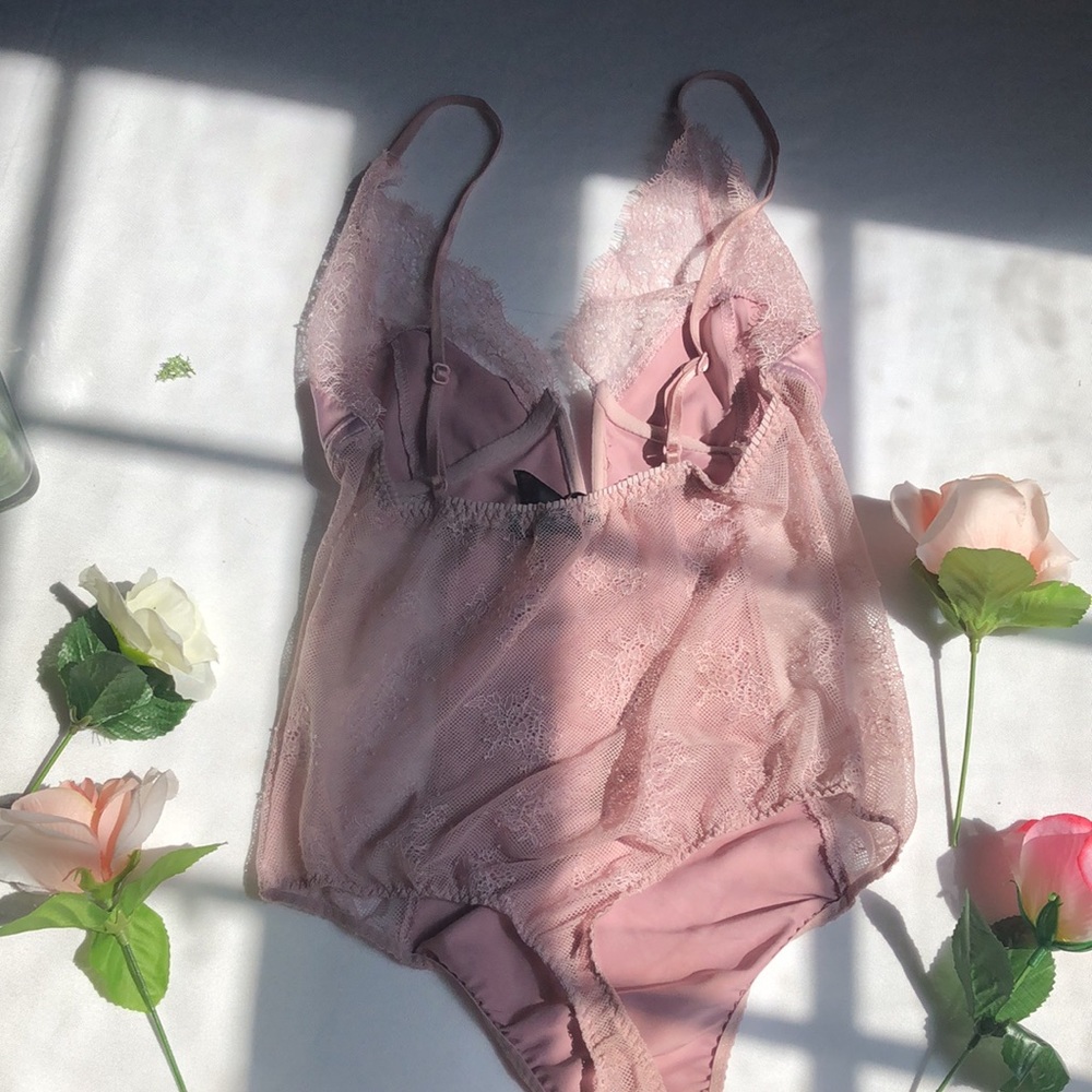 Bustier - Picture 2 of 3